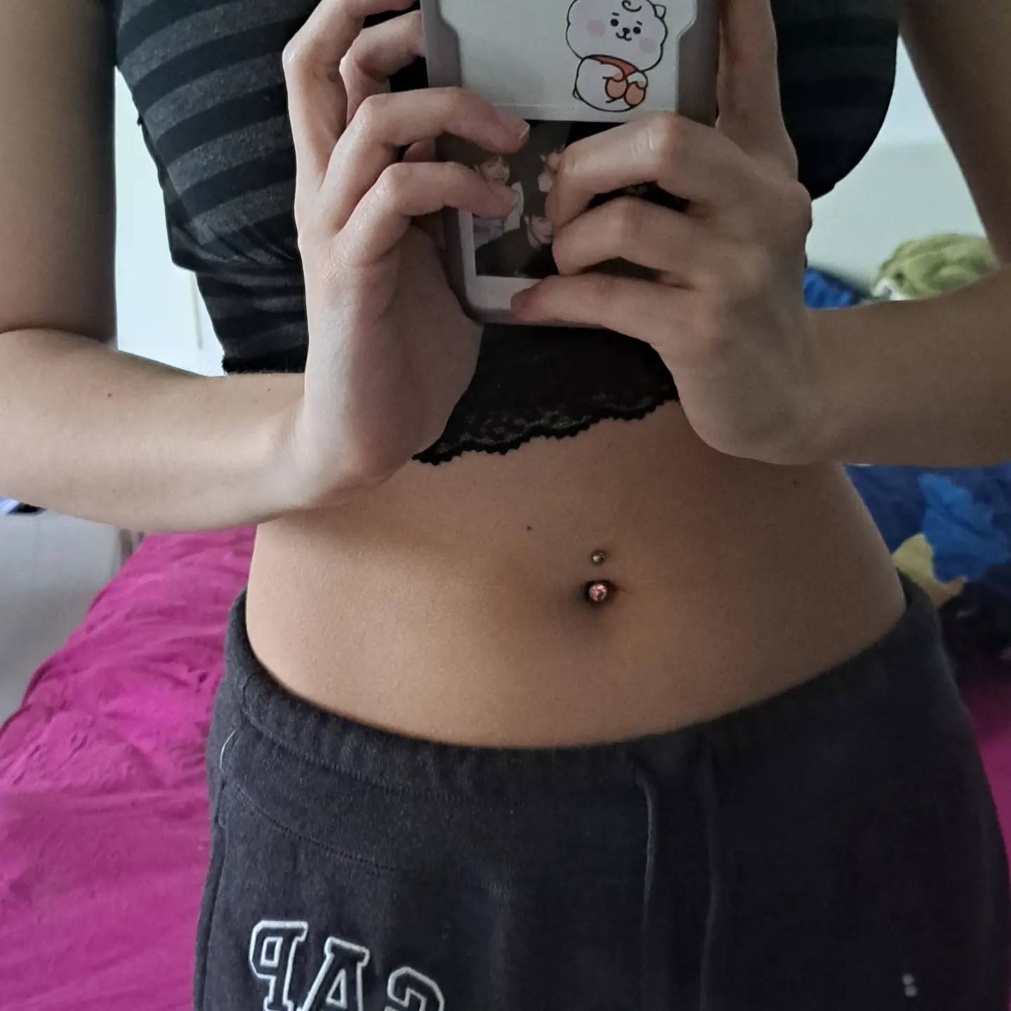 bellybutton